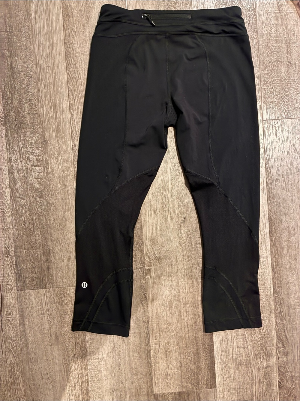 Lululemon Run: Inspire Crop II Leggings Black Mesh Pockets Size 6